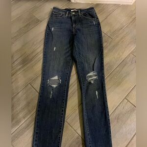 Women’s Levi’s 721 High rise Skinny size 27